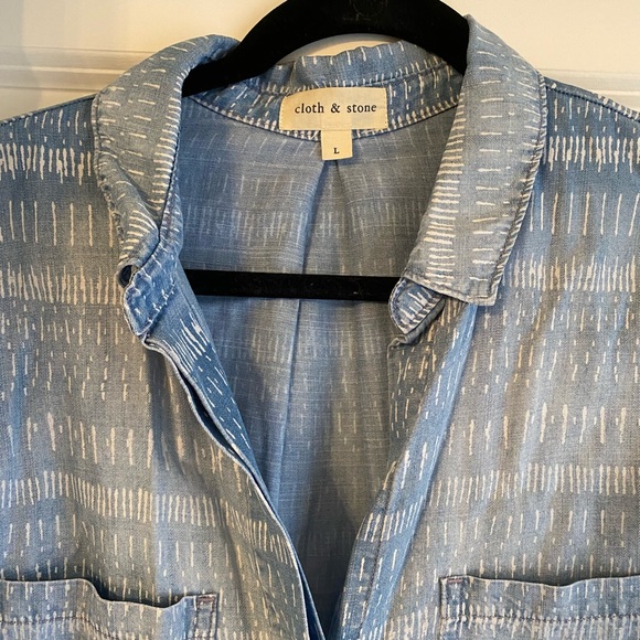 Cloth & Stone button down - Picture 4 of 5